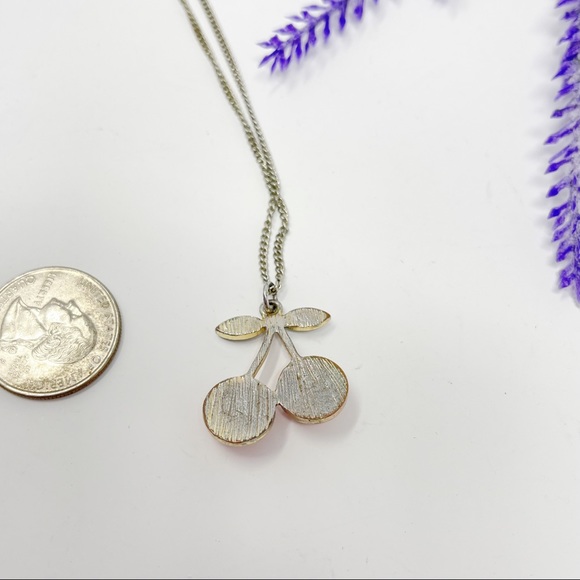 Vintage 80s Cherry Pendant Necklace - Picture 5 of 5